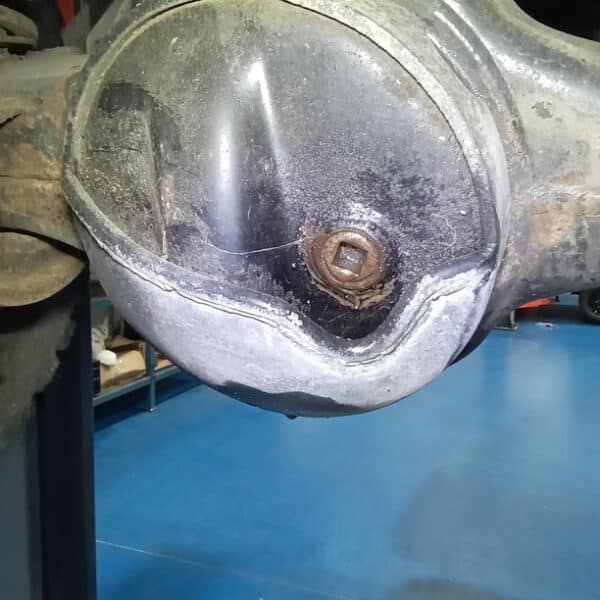 051225 1987 Land Rover Defender V8 Appraisal and Repairs 16