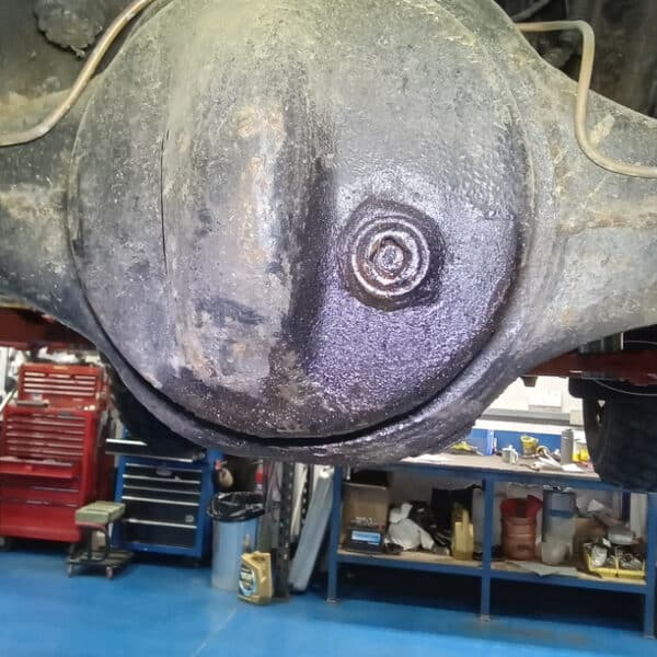 051225 1987 Land Rover Defender V8 Appraisal and Repairs 17