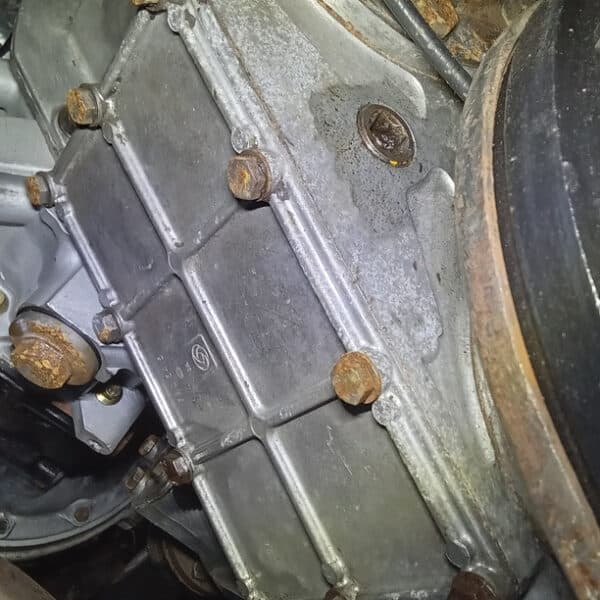 051225 1987 Land Rover Defender V8 Appraisal and Repairs 18