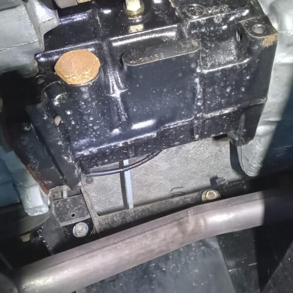 051225 1987 Land Rover Defender V8 Appraisal and Repairs 19