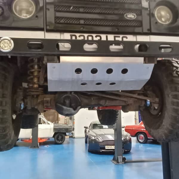 051225 1987 Land Rover Defender V8 Appraisal and Repairs 20