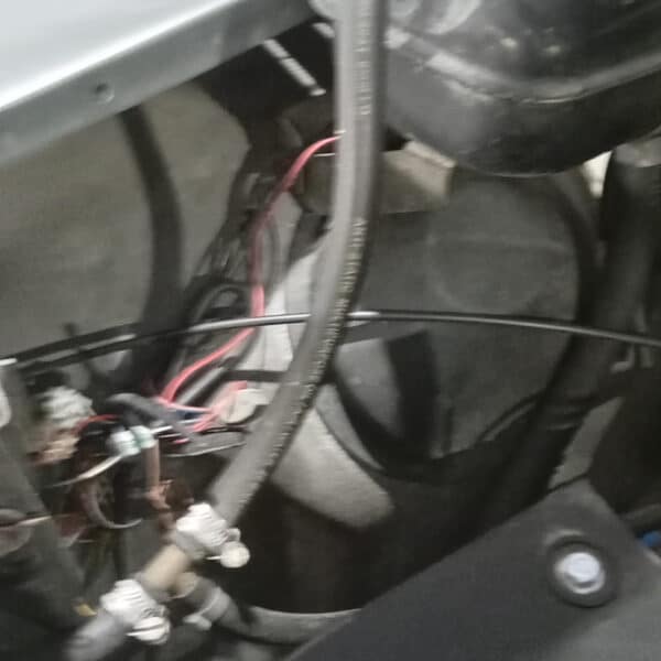 051225 1987 Land Rover Defender V8 Appraisal and Repairs 21