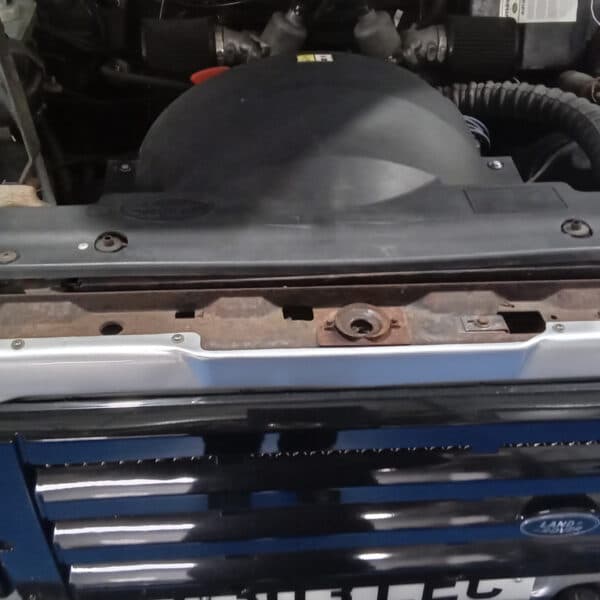 051225 1987 Land Rover Defender V8 Appraisal and Repairs 24