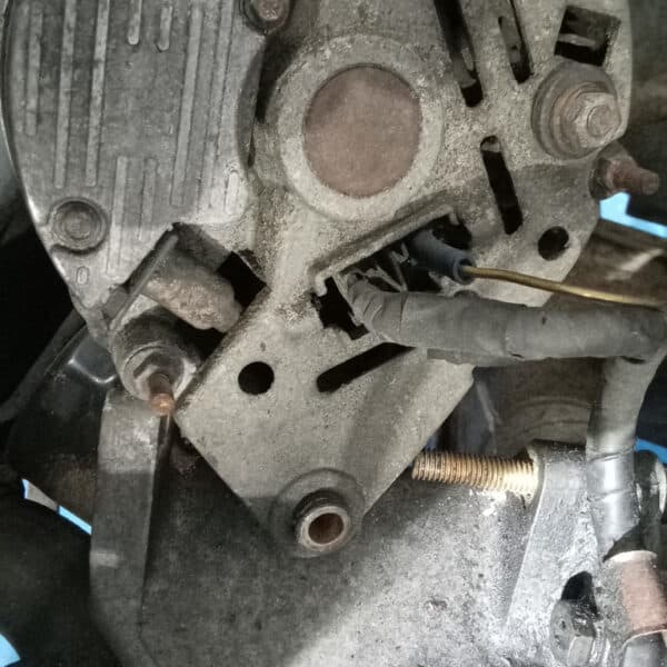 051225 1987 Land Rover Defender V8 Appraisal and Repairs 32