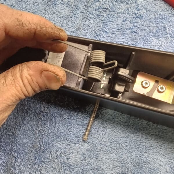 051225 2006 Aston Martin V8 Vantage Door Handles Rebuilt 5