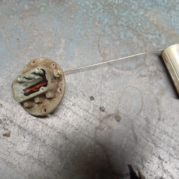 061225 1963 Morris LD Fuel Tank Cleaned and Painted 4