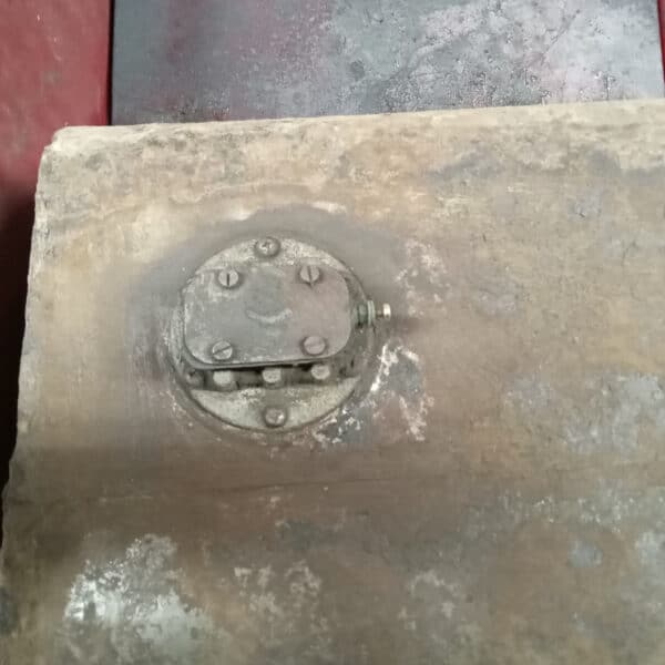 061225 1963 Morris LD Fuel Tank Cleaned and Painted 6