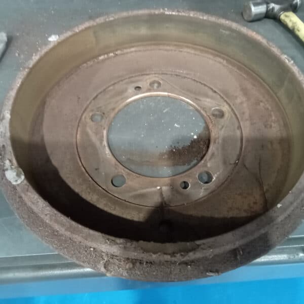 091225 1963 Morris LD Fuel Hoses Fuel Filter Brakes Cleaned and Brakes Adjusted 5