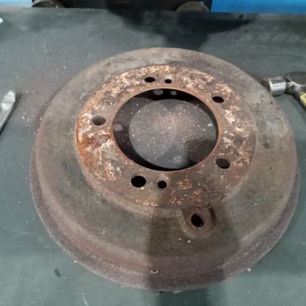 091225 1963 Morris LD Fuel Hoses Fuel Filter Brakes Cleaned and Brakes Adjusted 6