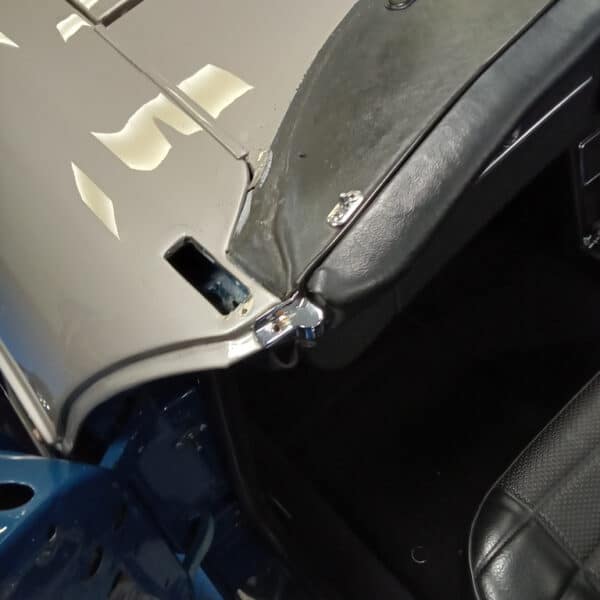 091225 1973 MGB Roadster Strip Down 17