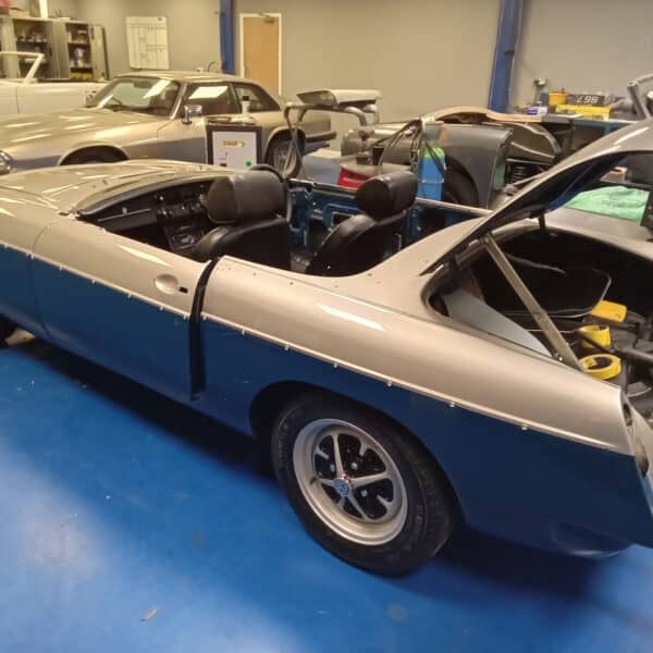 091225 1973 MGB Roadster Strip Down 21