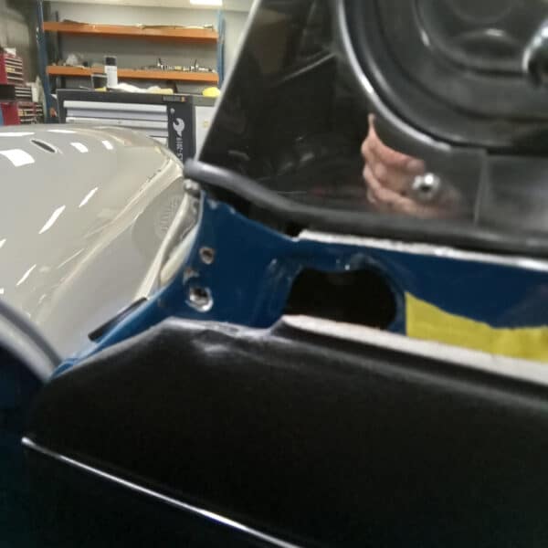 091225 1973 MGB Roadster Strip Down 31