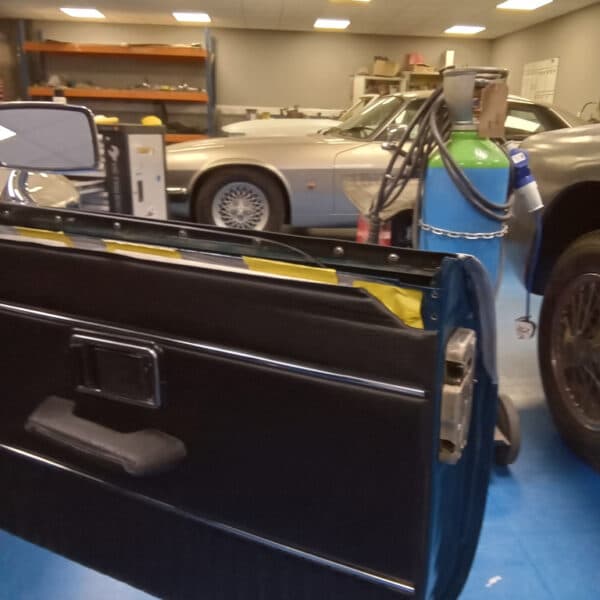 091225 1973 MGB Roadster Strip Down 32