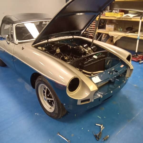 091225 1973 MGB Roadster Strip Down 34