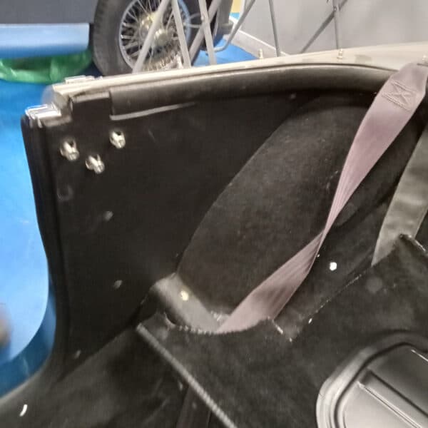 091225 1973 MGB Roadster Strip Down 47