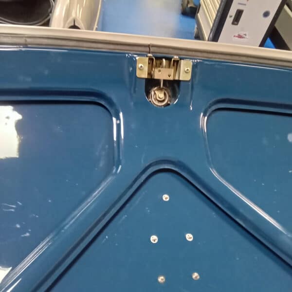 091225 1973 MGB Roadster Strip Down 8