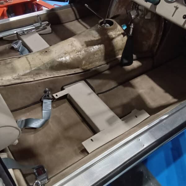 101225 1960 Jensen 541R Kick panels and carpet 6