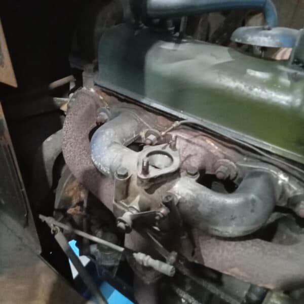 101225 1963 Morris LD Brakes Battery and Carburettor 4