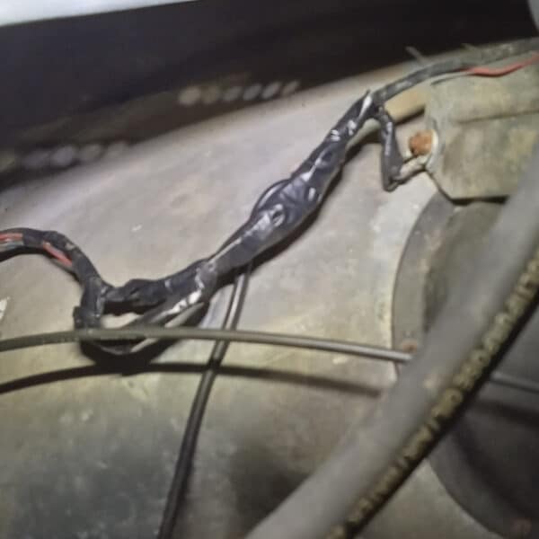 101225 1987 Land Rover Defender 90 Repairs 11