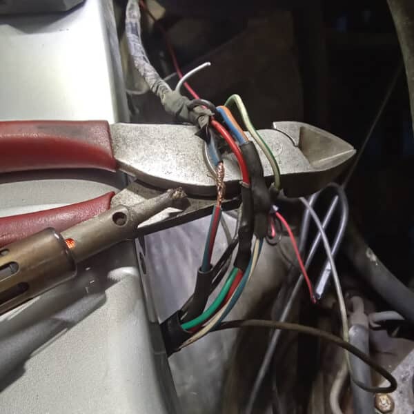 101225 1987 Land Rover Defender 90 Repairs 16