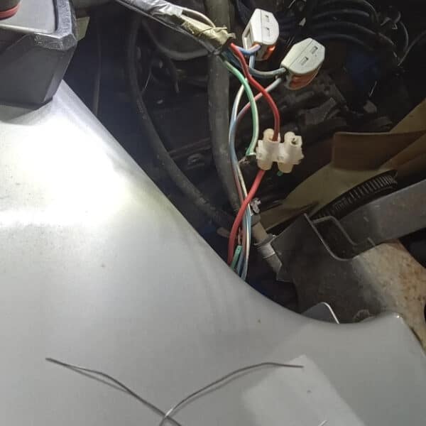 101225 1987 Land Rover Defender 90 Repairs 17