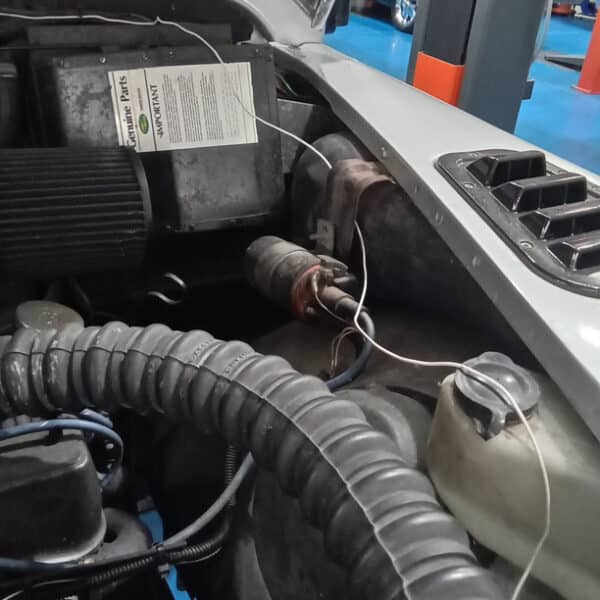 101225 1987 Land Rover Defender 90 Repairs 19