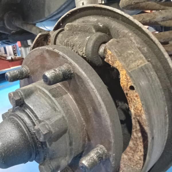 101225 1987 Land Rover Defender Repairs 23