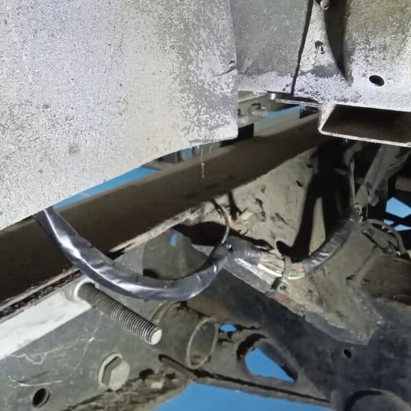 101225 1987 Land Rover Defender Repairs 3