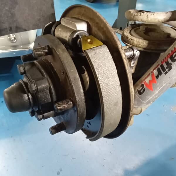 101225 1987 Land Rover Defender Repairs 38