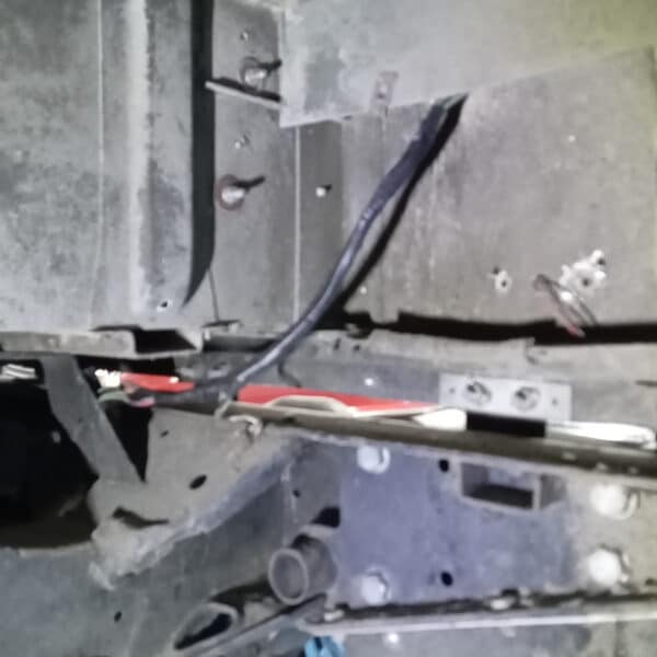 101225 1987 Land Rover Defender Repairs 7