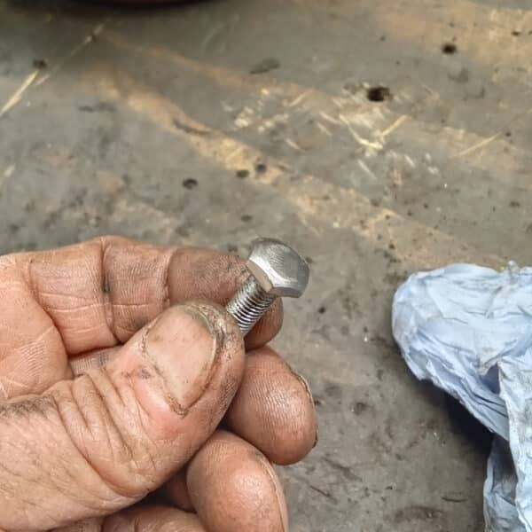 101225 1987 Land Rover Defender Repairs 8