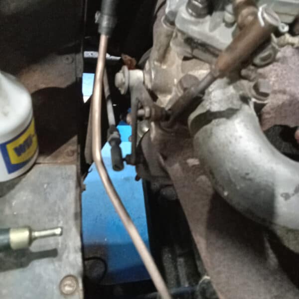 111225 1963 Morris LD Fuel Pump 3