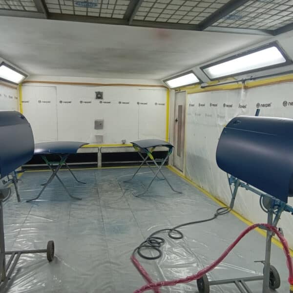 111225 1973 MGB Roadster Repainted 15