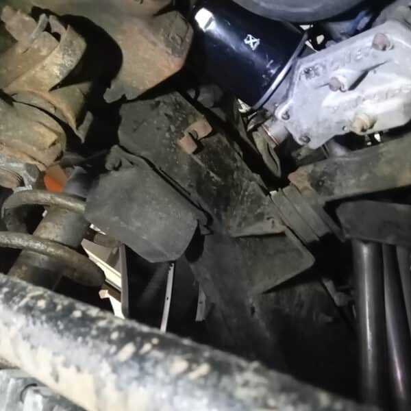 111225 1987 Land Rover Defender V8 Repairs 15