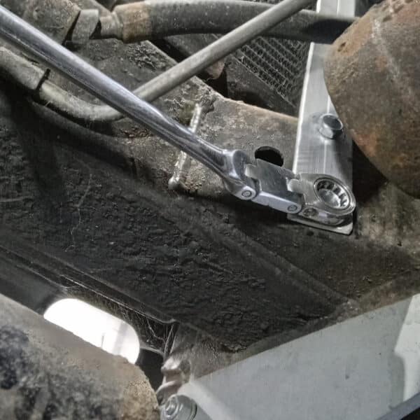 111225 1987 Land Rover Defender V8 Repairs