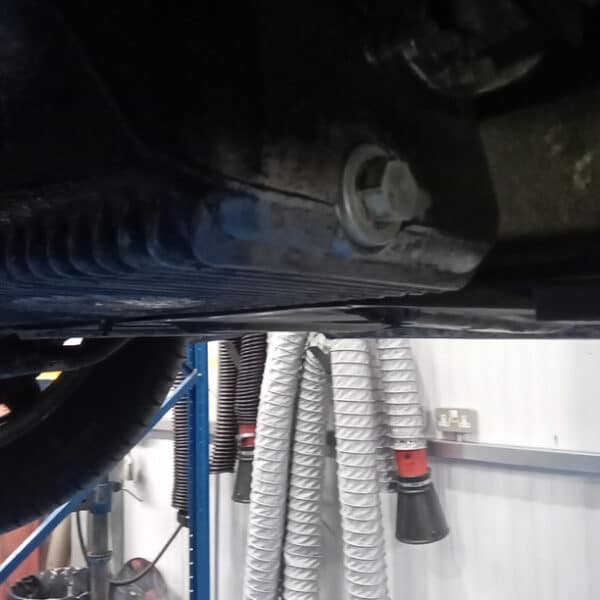 111225 1991 Porsche 944 Oil Change