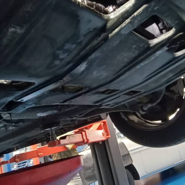 111225 1991 Porsche 944 Oil Change 7