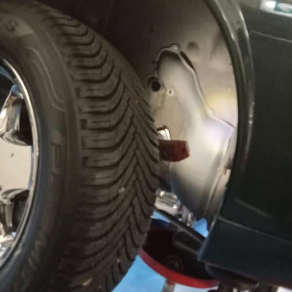 111225 1995 Jaguar XJS Convertible Oil and Filter Change 4