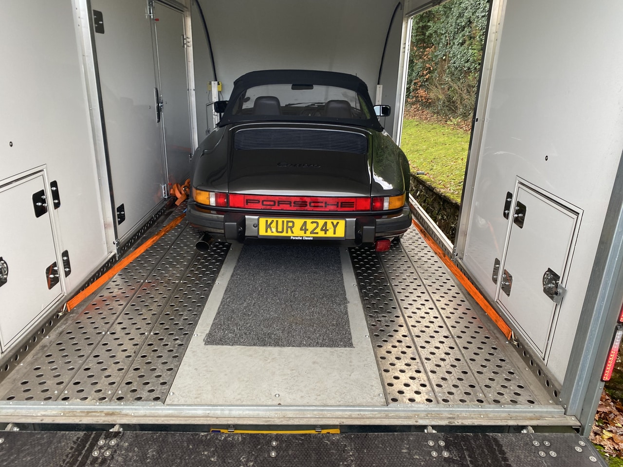 121225 1983 Porsche 911 Collected 2