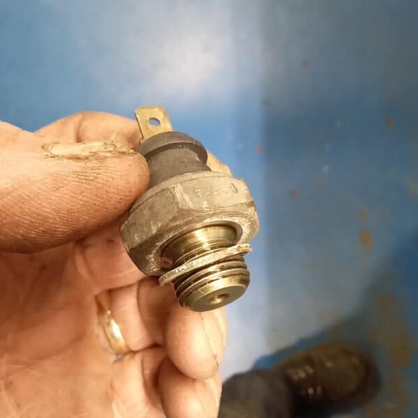 121225 1987 Land Rover Defender 90 Repairs 13