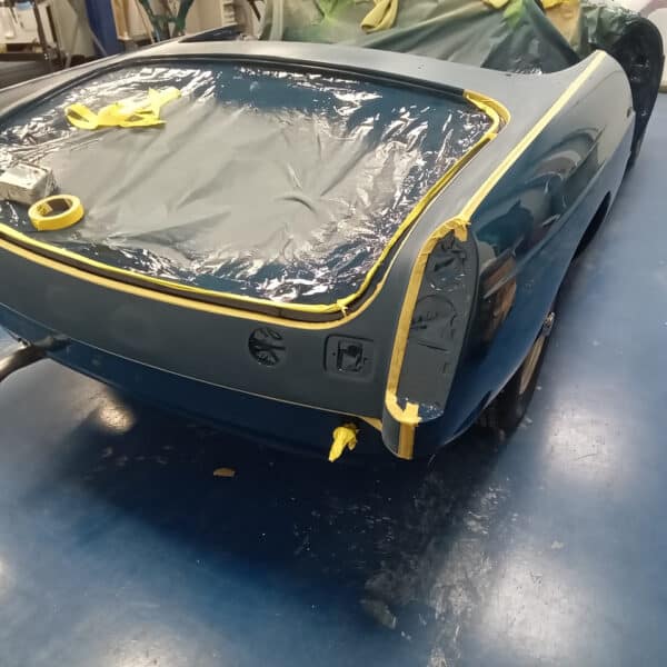 161225 1973 MGB Roadster Polish and reassembly 7