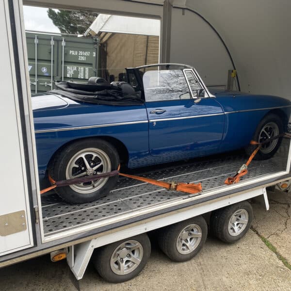 161225 1973 MGB Roadster Transport to and from photoshoot 3