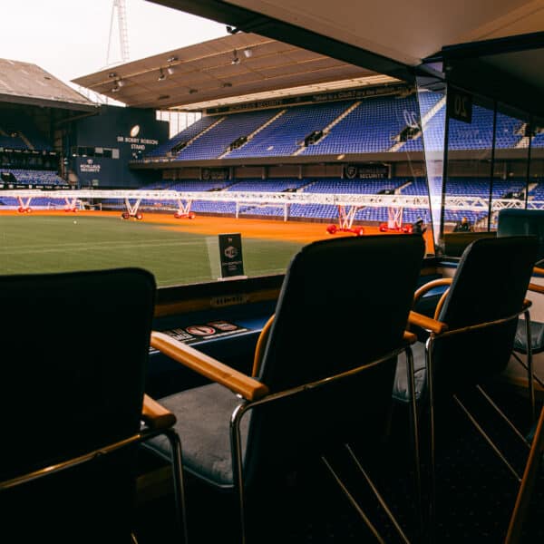 181125 ITFC Hospitality Box 19 6