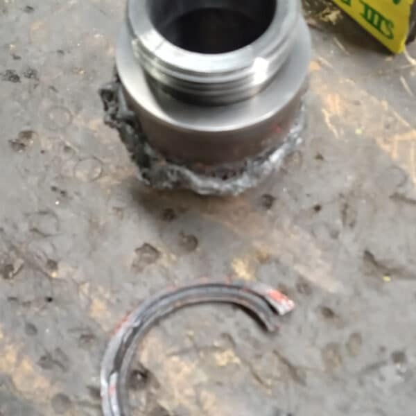 181225 1971 Jaguar E Type Drain Fuel and New Battery 2