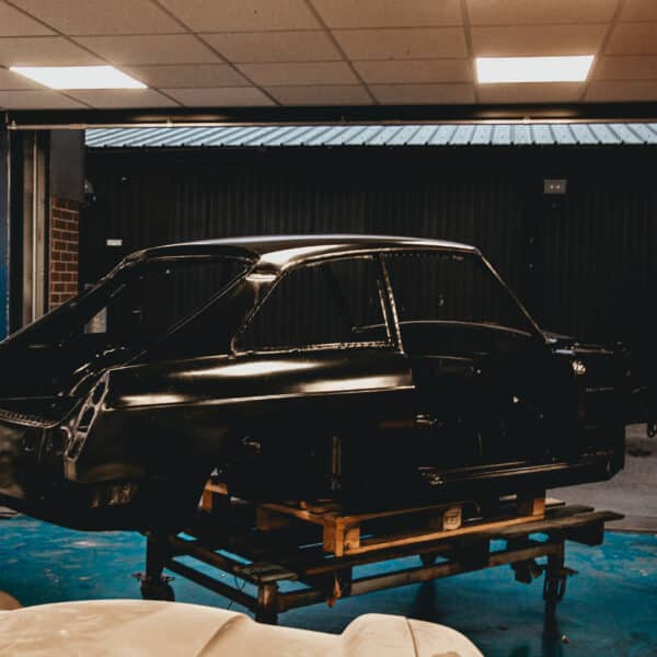 181225 1975 MGB GT V8 Bodyshell Returns 9
