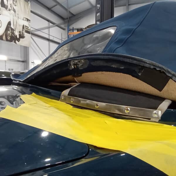 191225 1969 Aston Martin DB6 Volante Hood and Inner Arches 20