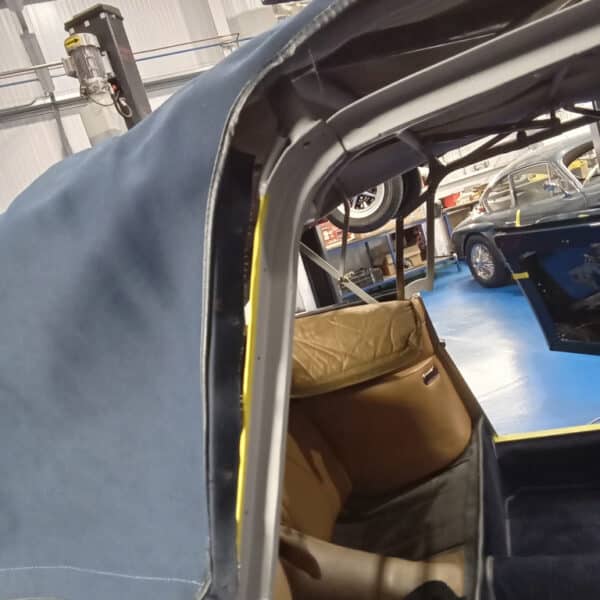 191225 1969 Aston Martin DB6 Volante Hood and Inner Arches 26