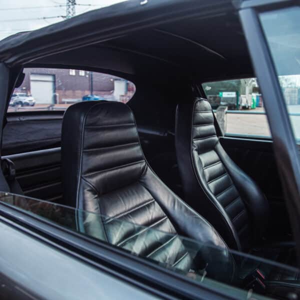 1983 Porsche 911 Arrival 7