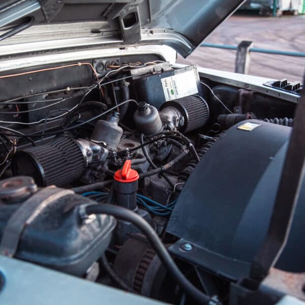 1987 Land Rover Defender V8 Arrival 9