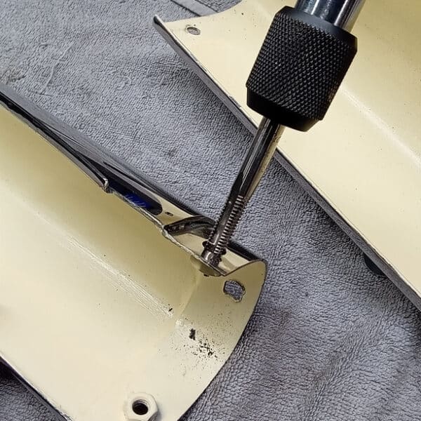 261125 1973 Mercedes 250 Rear Bumpers 3